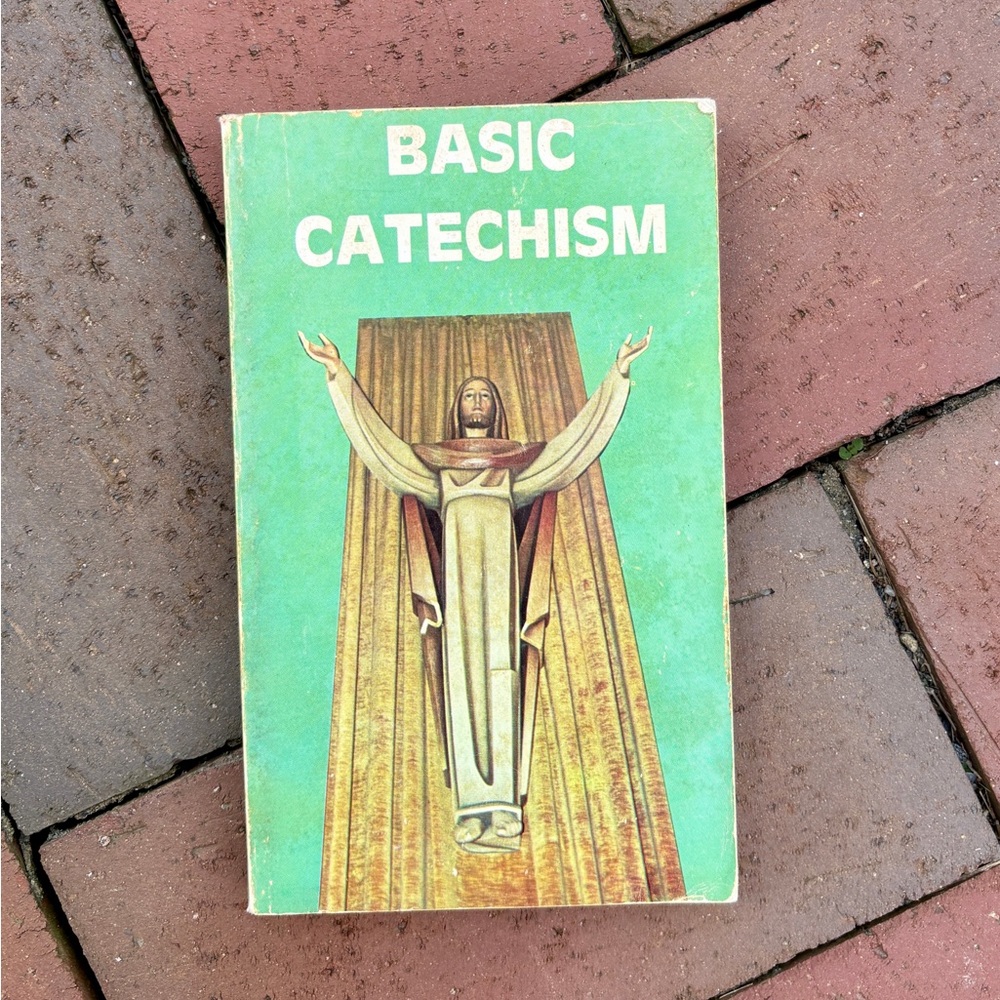 1982 Basic Catechism with Scripture Quotations Daughters of St Paul Jesus God